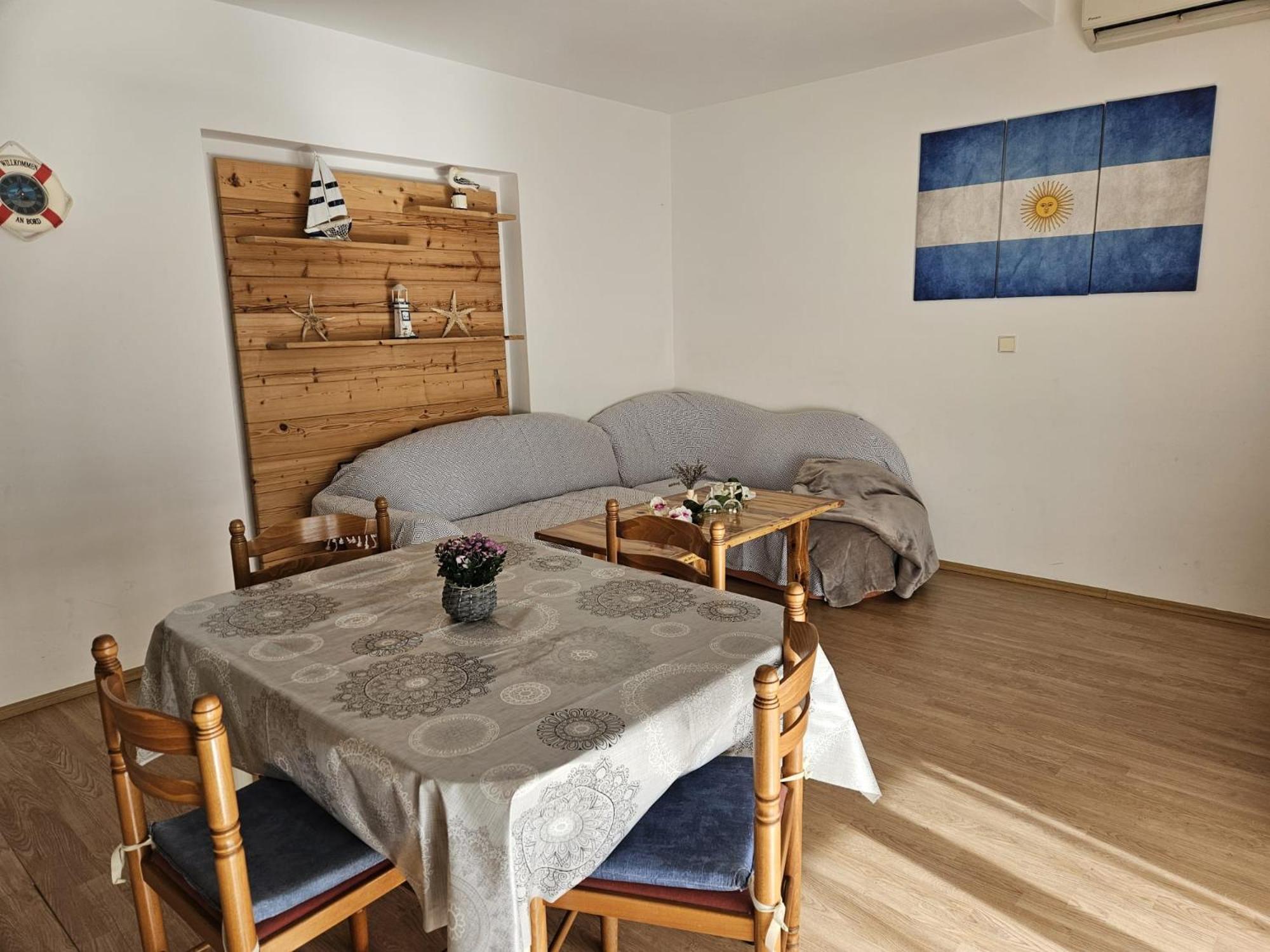 Pljesa Apartments Supetarska Draga Eksteriør billede